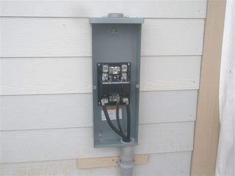 200 amp meter main disconnect